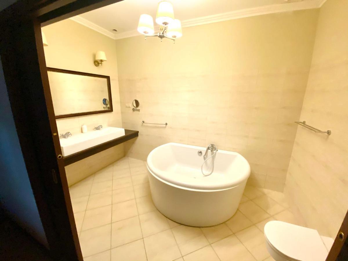Hotel Przy Debach Stargard Szczeciński Exteriér fotografie
